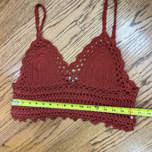 Charlotte Russe | Crochet Knit Cropped Tank Top Size XL - Picture 7 of 8